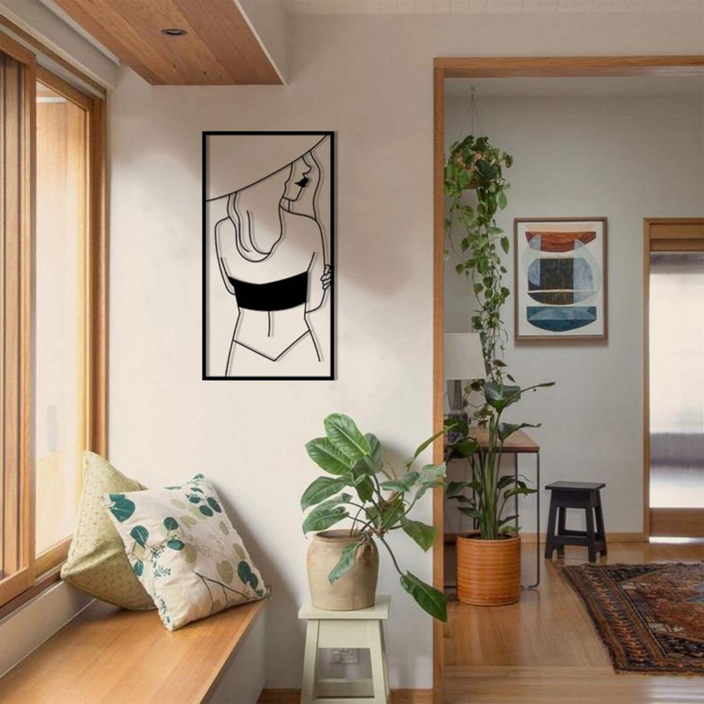 Lady With Hat Metal Wallart